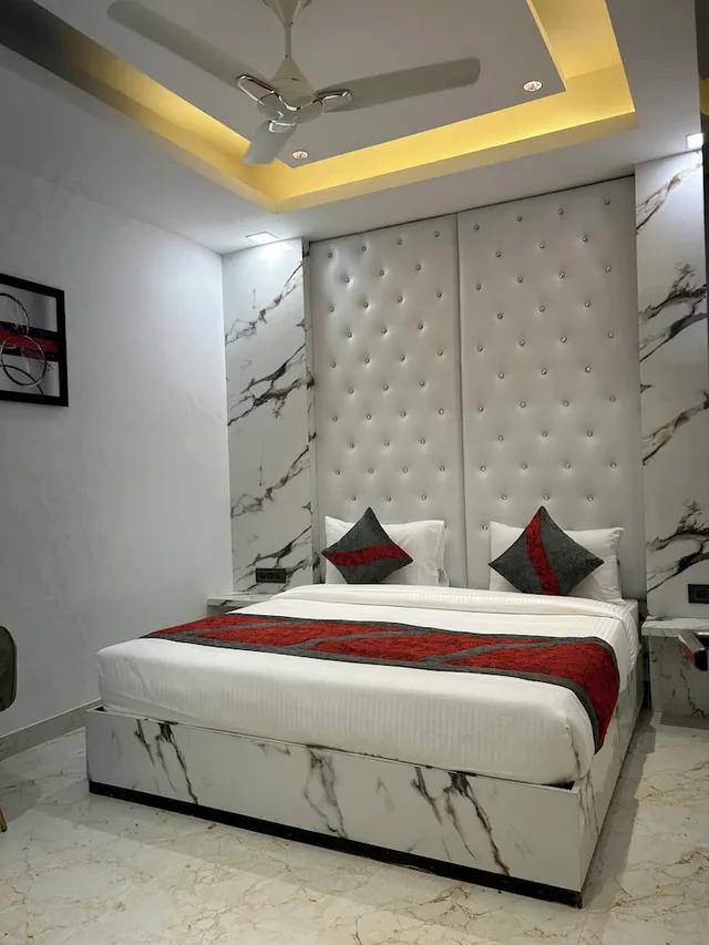 HOTEL COSMO، Karol Bagh، دلهي 27/55
