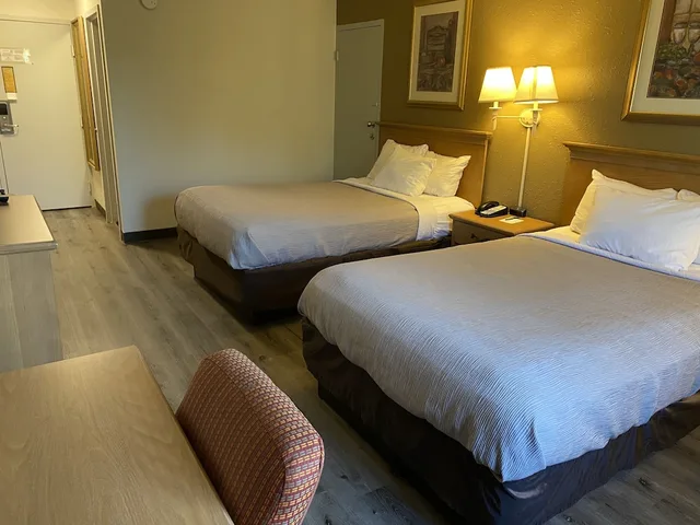 غرفة بسريرين مزدوجين لذوي الإعاقة، Quality Inn Perrysburg - Toledo South 7/10