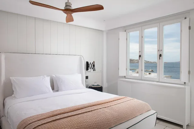 Premium, Suite, Queen Bed, Sea View, Outdoor Jetted Tub, Sofa، Porto Mykonos Hotel 2/5