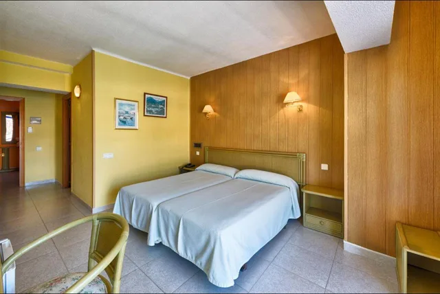 غرفة بسرير مزدوج أو سريرين منفصلين، Hotel Marina 7/10
