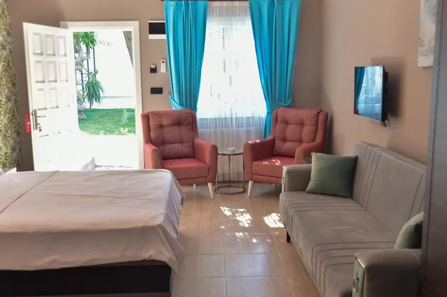 غرفة ثلاثية، Noya Kosk Otel 3/3
