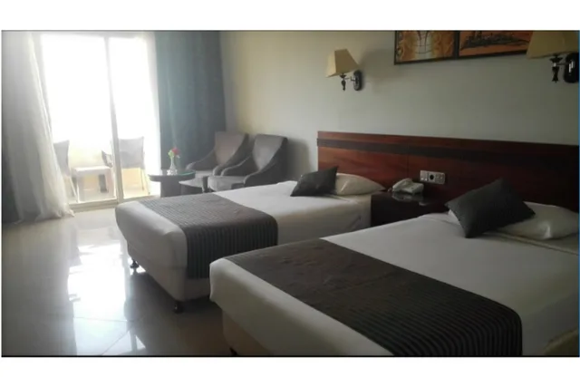 غرفة بسرير مزدوج بإطلالة على المسبح، Elysees Hurghada Hotel 1/1