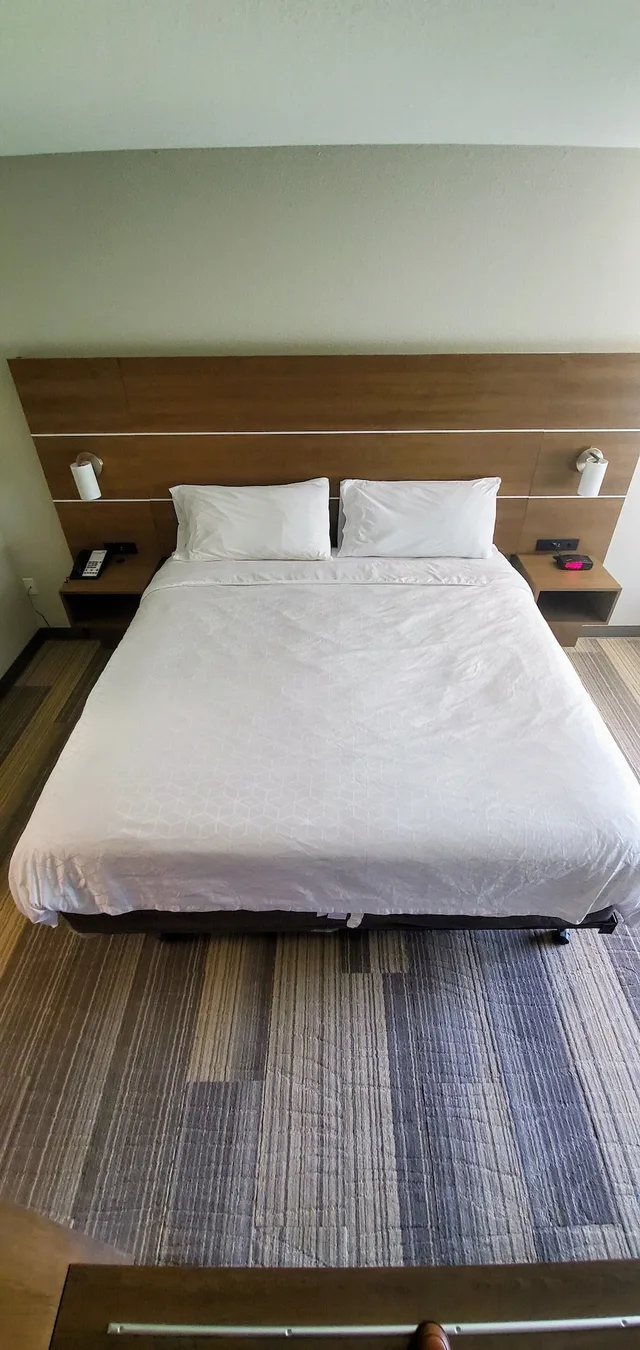 غرفة قياسية بسرير كينج، Holiday Inn Express Hotel And Suites Kinston 6/10