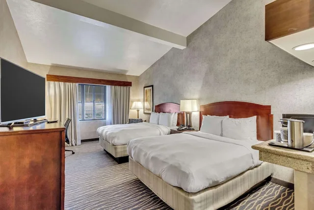 غرفة بسريرين كوين، Radisson Hotel Salt Lake City Airport 10/10