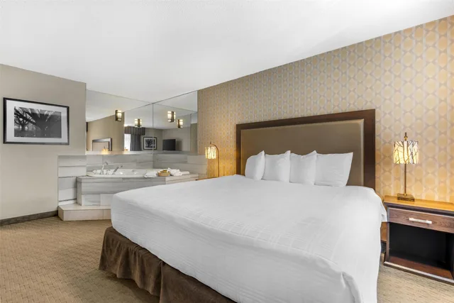 غرفة بسرير مزدوج، Best Western Plus Country Meadows Inn 2/4