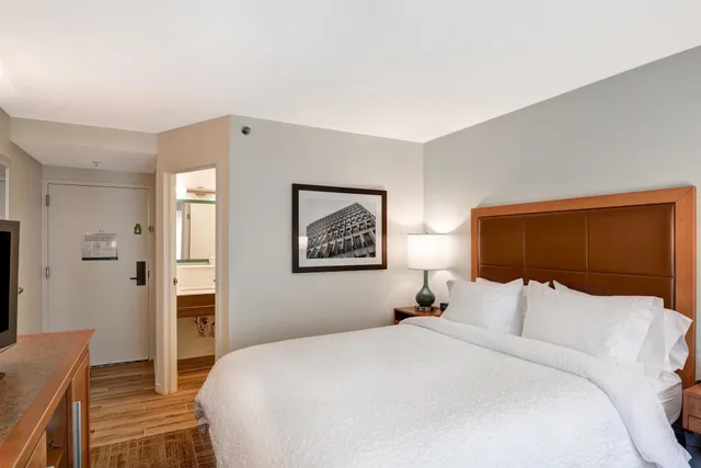 غرفة بسرير كوين، Hampton Inn Columbia-I-26 Airport 1/5