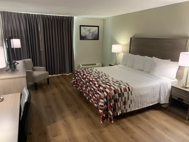 غرفة سوبيريور بسرير مزدوج، Red Roof Inn Niagara Falls 1/3
