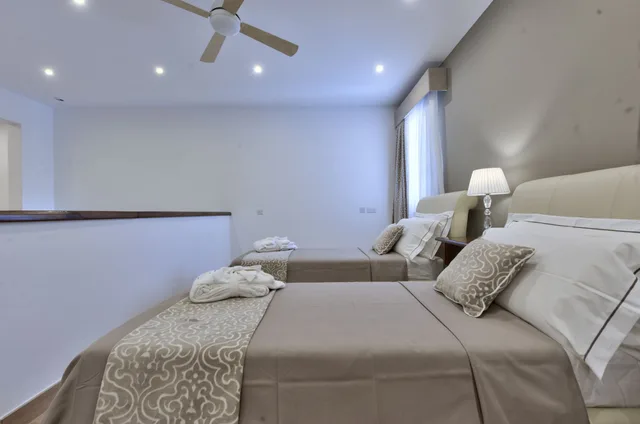 2 Bedrooms, Suite, 2 Queen Beds, Garden View, Sofa, PALAZZO VIOLETTA 3/10
