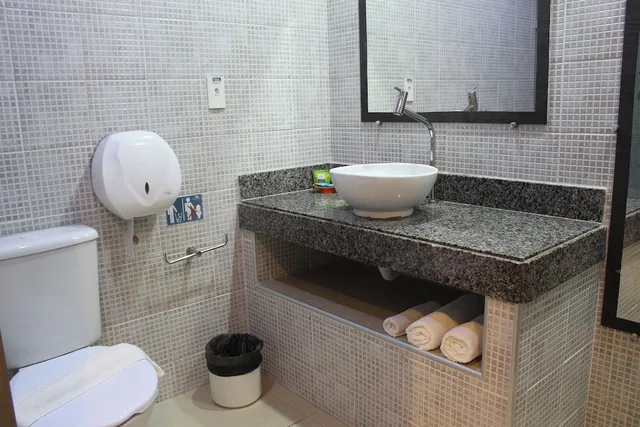 غرفة عائلية بسرير مزدوج وسرير فردي بإطلالة على البحر، Vila do Mar by GoldMen Hospitality 3/3