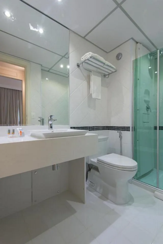 غرفة فاخرة بسريرين منفصلين، Hotel Intercity Pamplona - The Universe Paulista 3/3