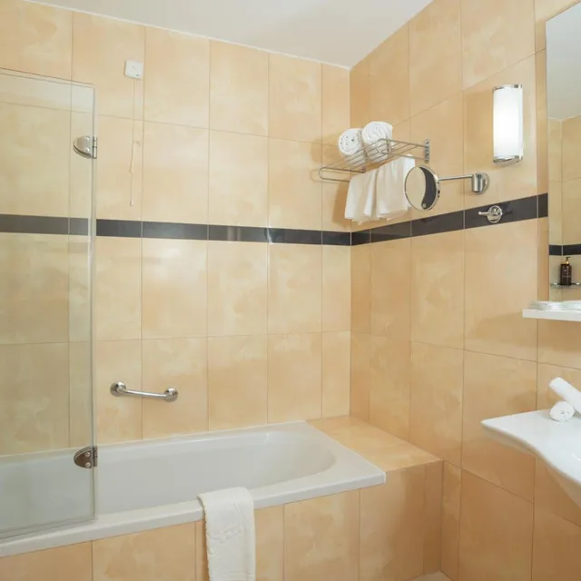 غرفة سوبيريور عائلية، Family Hotel La Luna – All inclusive 7/8