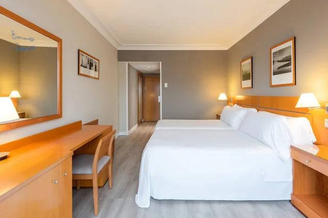 Innside, Twin Beds، Hotel San Sebastian Orly, Affiliated by Melia 2/9