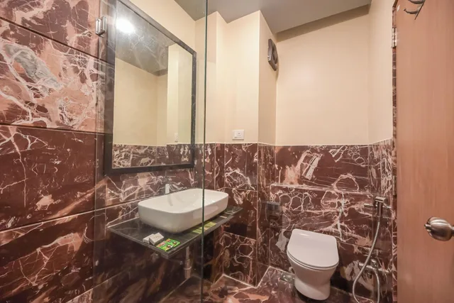 غرفة ديلوكس، Hotel Aristro 7/8