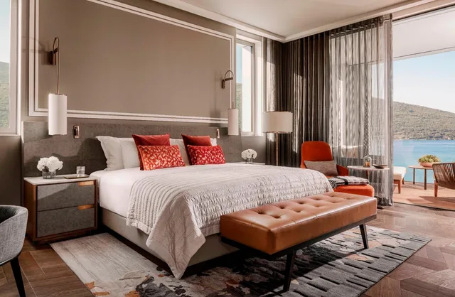 Room, Bay View، One&Only Portonovi 2/5