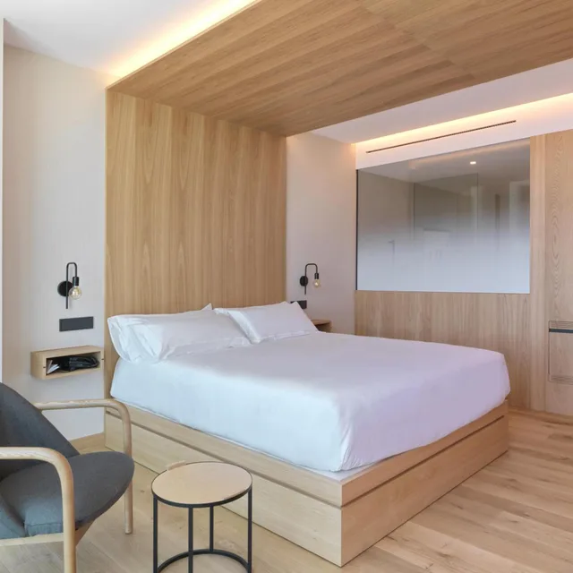 غرفة قياسية بسرير كوين، Noa Boutique Hotel 4/10