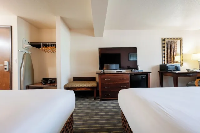 غرفة بسريرين كوين، District Hotel 5/9