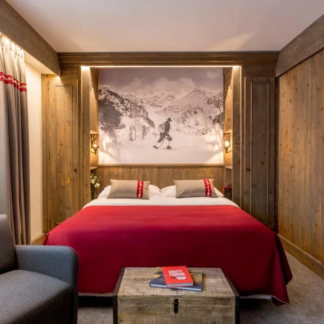 غرفة سوبيريور بسرير كينج، Hotel Edelweiss 3/9