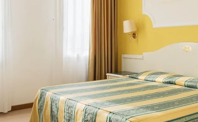 Classic, Double Bed, Hotel Ca Tron 6/10