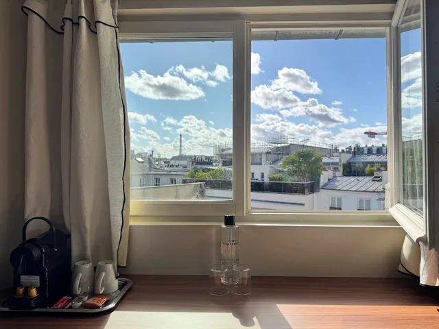 Room, Queen Bed, Eiffel View، HOTEL D'ARGENSON 7/7