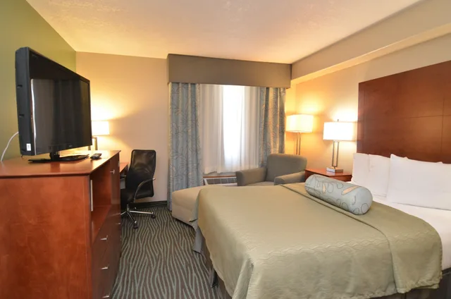 غرفة بسرير كوين، Americinn By Wyndham Des Moines Airport 2/7