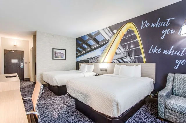 غرفة قياسية بسريرين كوين، Clarion Pointe Franklin Nashville Area 2/5