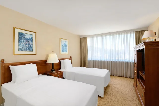 شقة عائلية بسريرين مزدوجين بغرفتي نوم، Marriott Millennium Court Executive Apartments Budapest 2/4