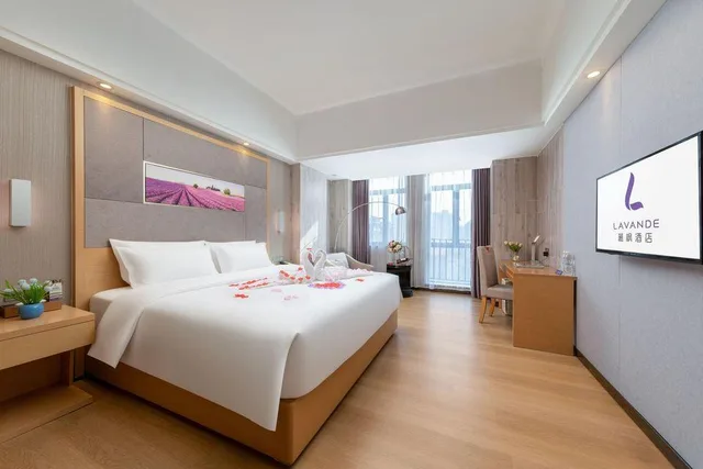 غرفة سوبيريور بسرير كوين، Lavande Hotels (Zhuhai Doumen Chengqu Huangyang) 1/1