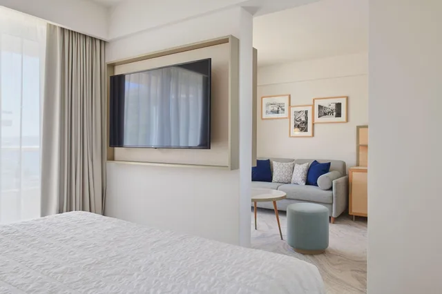 غرفة بريميوم بسرير مزدوج، Le Meridien Lav 2/5