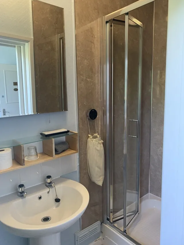 غرفة مفردة بسرير فردي، Somerville House Guest House 3/3