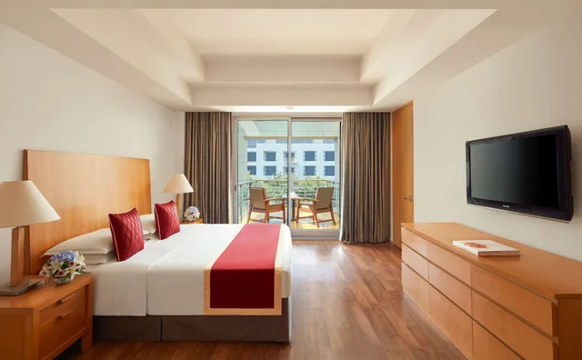 شقة بسرير كينج وسريرين منفصلين بشرفة بغرفتي نوم، Grand Hyatt Mumbai Hotel and Residences 1/8