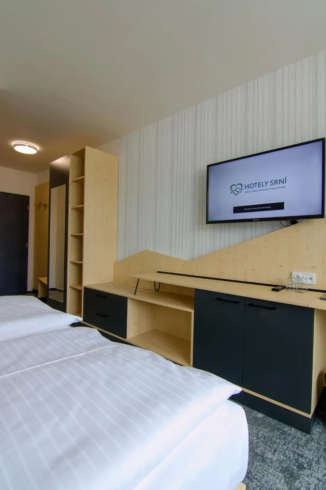 غرفة قياسية بسرير مزدوج أو سريرين منفصلين، Hotel Srni 4/10