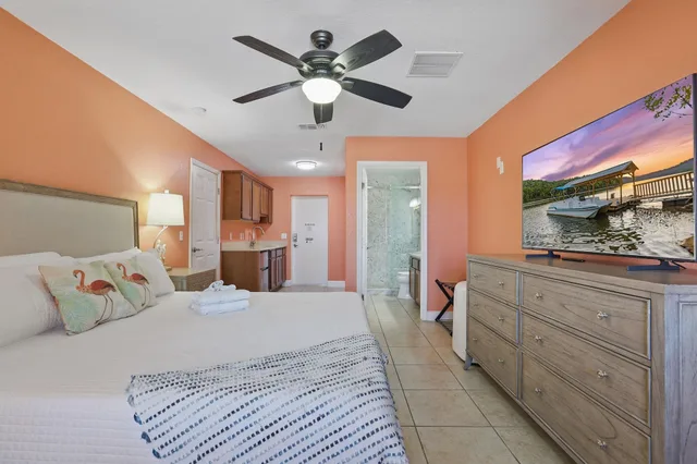 Presidential, Cottage, Coco Sands Beachside Cottages 1/10