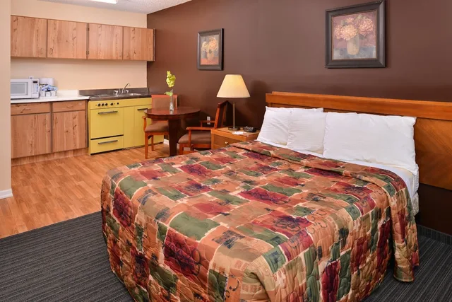 جناح بسريرين كوين للمدخنين، Canadas Best Value Inn Whitecourt 2/5