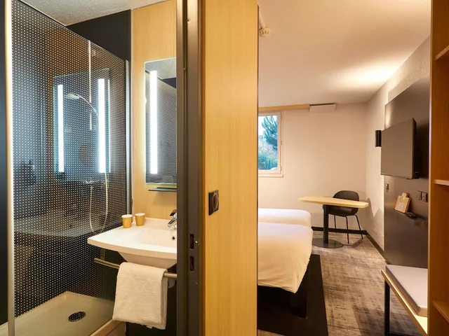 غرفة قياسية بسريرين منفصلين، Ibis Le Mans Est Pontlieue 8/8