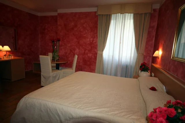 غرفة ثلاثية بسرير فردي، Hotel Roma Prague 1/10
