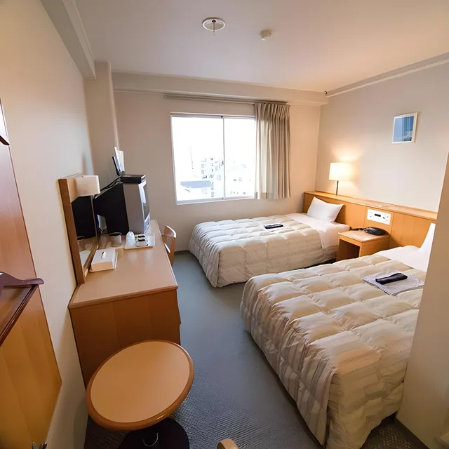 Connecting, Ok, Standard, Twin Beds, Old Building، South Breeze Hotel 1/1