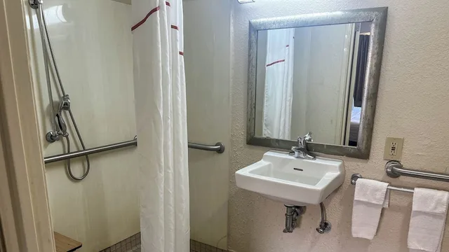 غرفة قياسية بسرير كينج، Motel6 Atlanta Smyrna / Ballpark 7/10