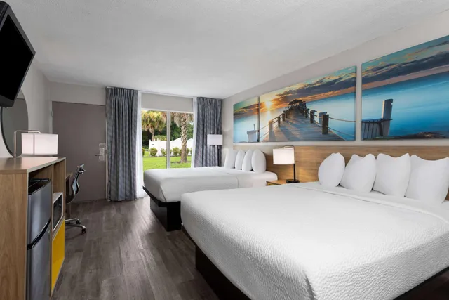غرفة بسريرين كوين، Days Inn by Wyndham Wildwood I-75 1/1