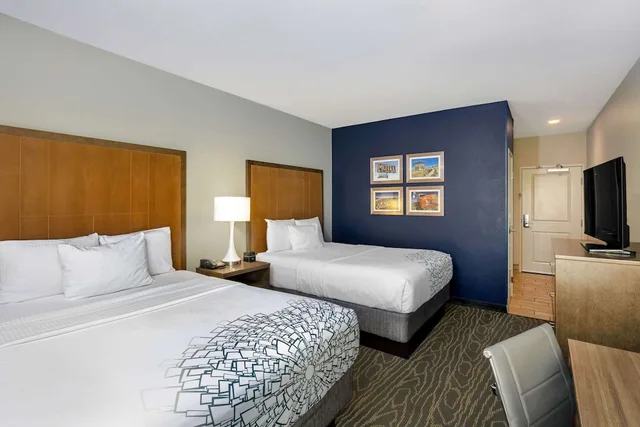 غرفة بسريرين كوين بإطلالة، La Quinta Inn Suites By Wyndham Kingman 3/5