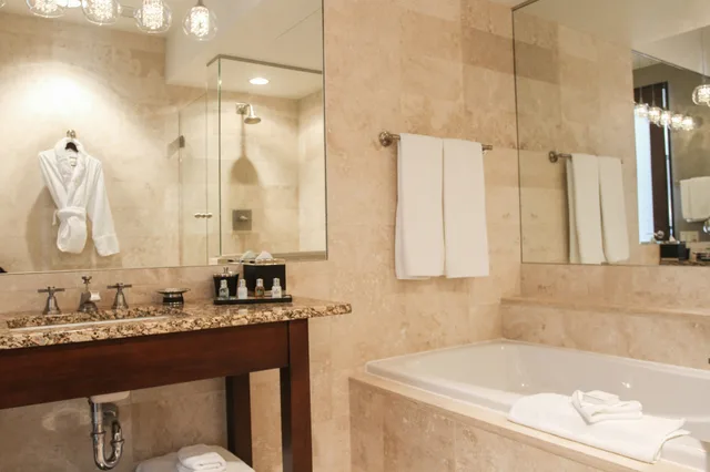 غرفة بسرير كينج، Hotel Ivy A Luxury Collection Hotel 9/11
