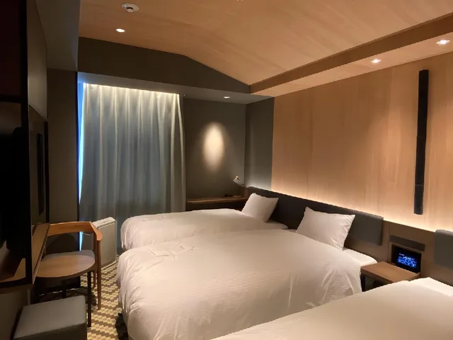 غرفة ثلاثية بسرير كينج، Hotel Keihan Tenmabashiekimae 1/1