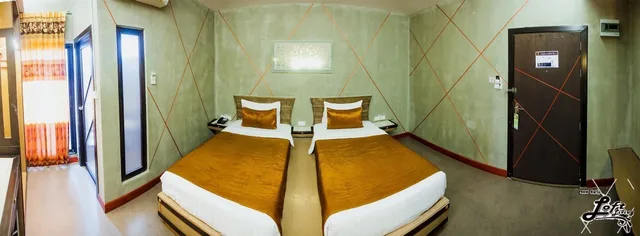 غرفة ديلوكس بسريرين منفصلين، Loft Living Khonkaen 2/3