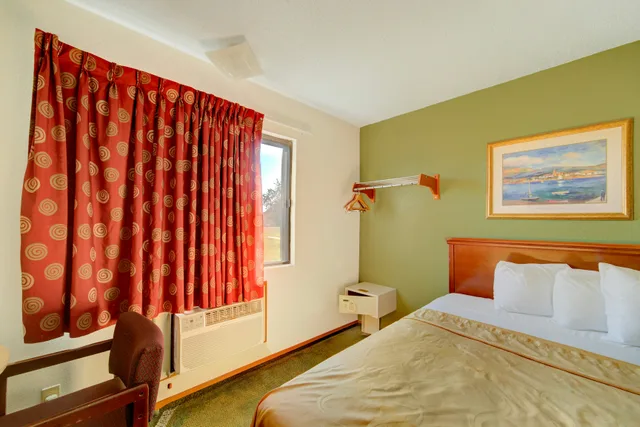 غرفة بسريرين مزدوجين، Capital O Amerihost Inn and Suites Kingdom City Hwy 54 MO 2/8