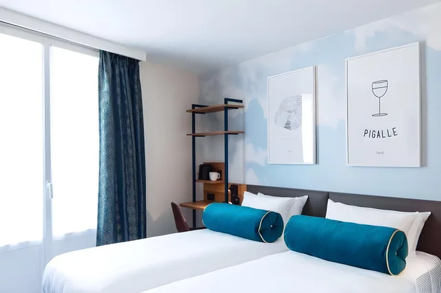 غرفة متصلة عائلية بسرير فردي، Hotel Bleu de Grenelle 2/2