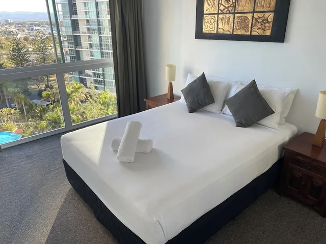 شقة بسرير كوين وسريرين منفصلين بغرفتي نوم، Crest Apartments 2/10