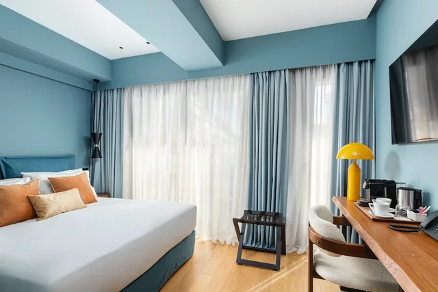 Room, Queen Bed, Acropolis View, Terrace، The Residence Aiolou Suites & SPA 1/4