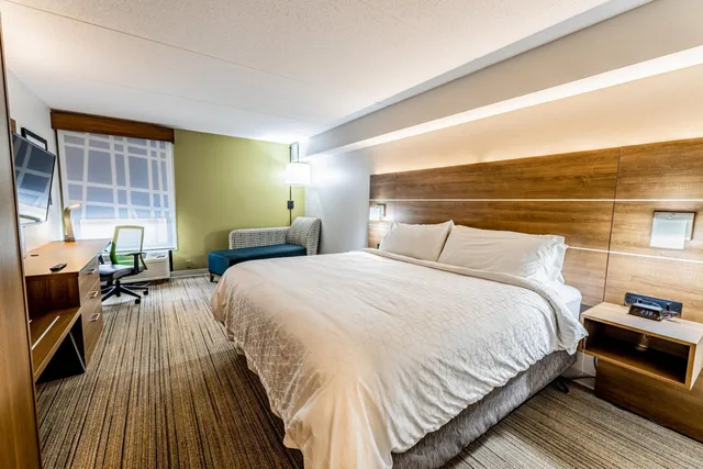 Xtra Space, Standard, King Bed، Holiday Inn Express Indianapolis South 2/10