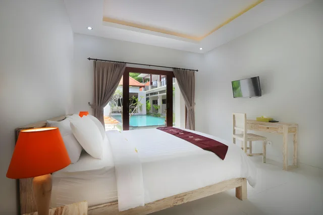 غرفة ديلوكس بإطلالة على المسبح، Avisara Villa and Guest House 2/2