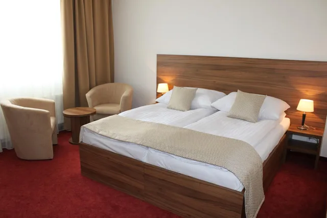غرفة عائلية، Hotel Saffron 2/10