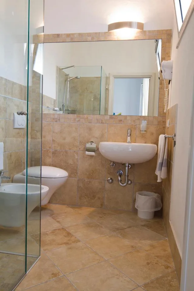 Comfort, Double or Twin Bed, Balcony, Vienna Hotel 4/4